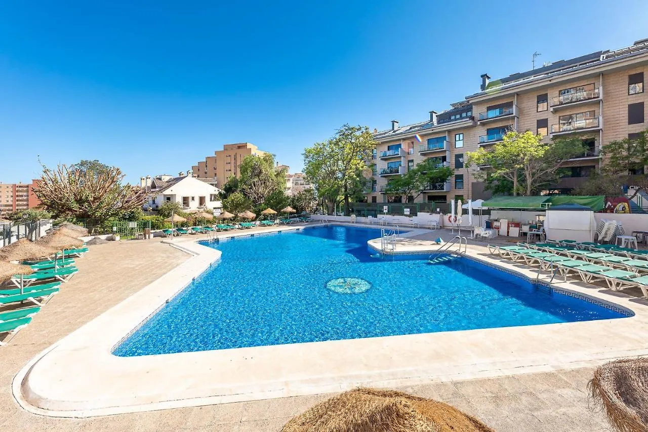 797 Holiday Rentals - Apartamento Para 3 En Piscis Con Piscinas ベナルマデナ スペイン