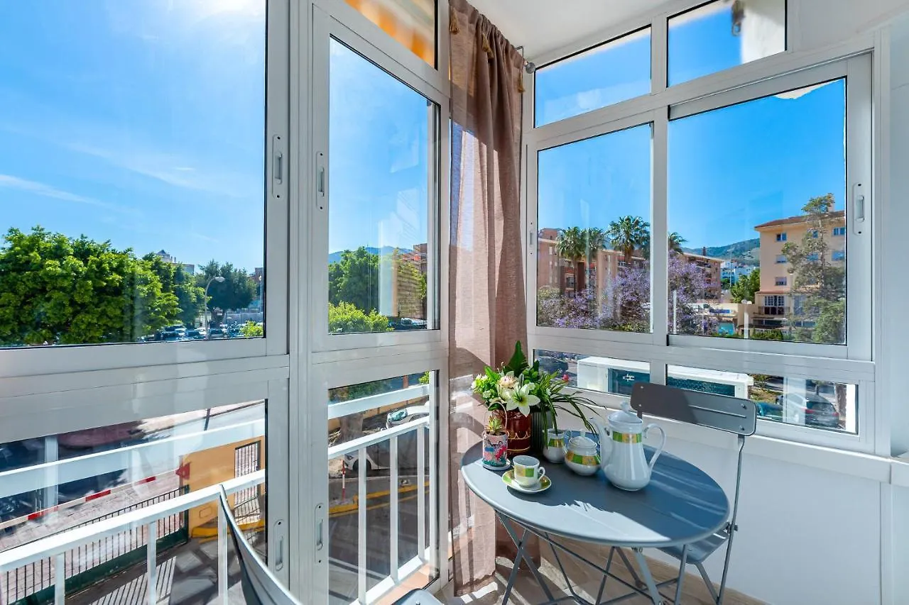 797 Holiday Rentals - Apartamento Para 3 En Piscis Con Piscinas ベナルマデナ アパート