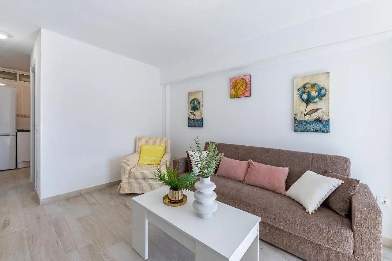 アパート 797 Holiday Rentals - Apartamento Para 3 En Piscis Con Piscinas ベナルマデナ スペイン