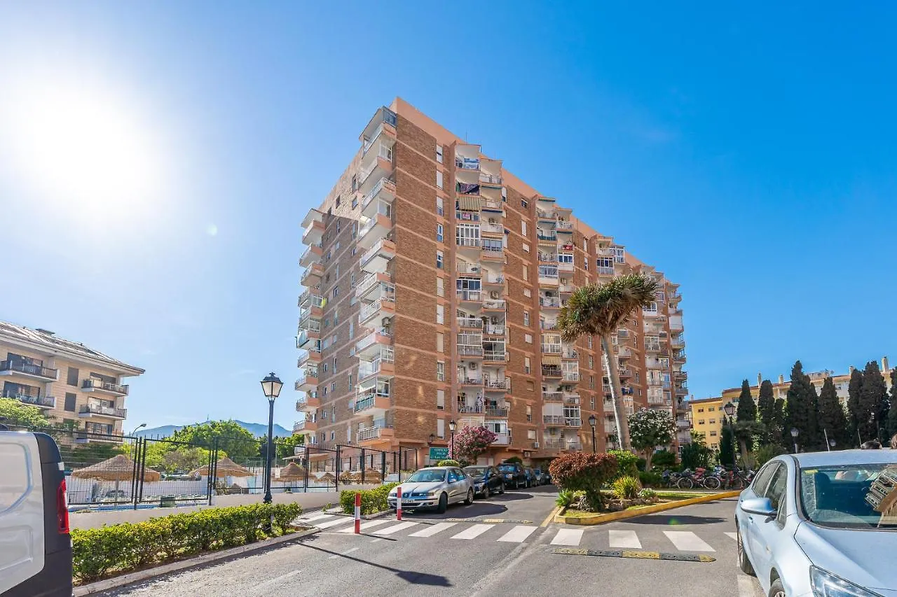 アパート 797 Holiday Rentals - Apartamento Para 3 En Piscis Con Piscinas ベナルマデナ スペイン